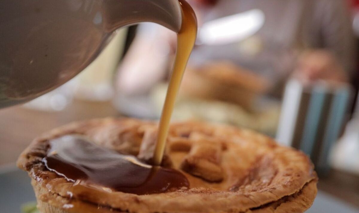 How to make gravy with ‘bags of flavour’ using one added ingredient