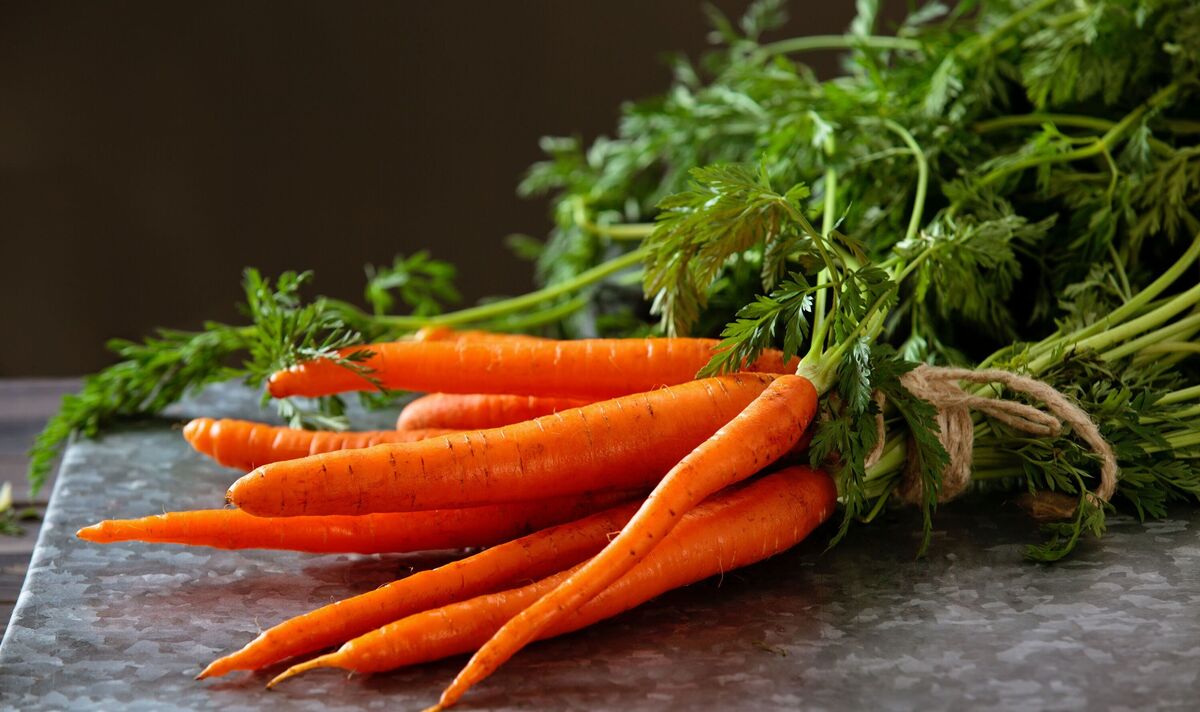 Store carrots like this to keep them crunchy and ‘fresh for a couple of weeks’