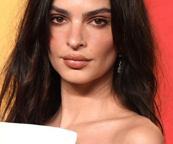 Emily Ratajkowski Wore A Nippled Dress To The 2024 Oscars After-Party